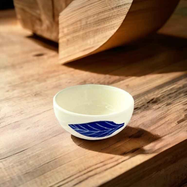 Blue Leaf Dinnerware Set (12 Pcs) - Clayful Homes