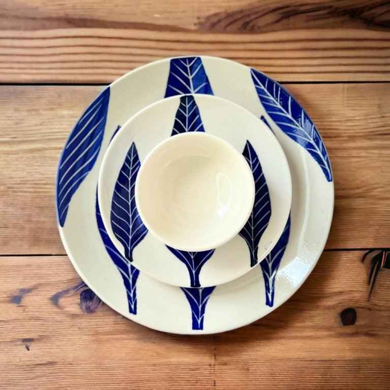 Blue Leaf Dinner Set (18 Pcs) - Clayful Homes