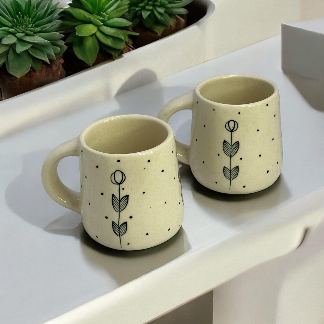 Closed Tulip Mugs - Clayful Homes