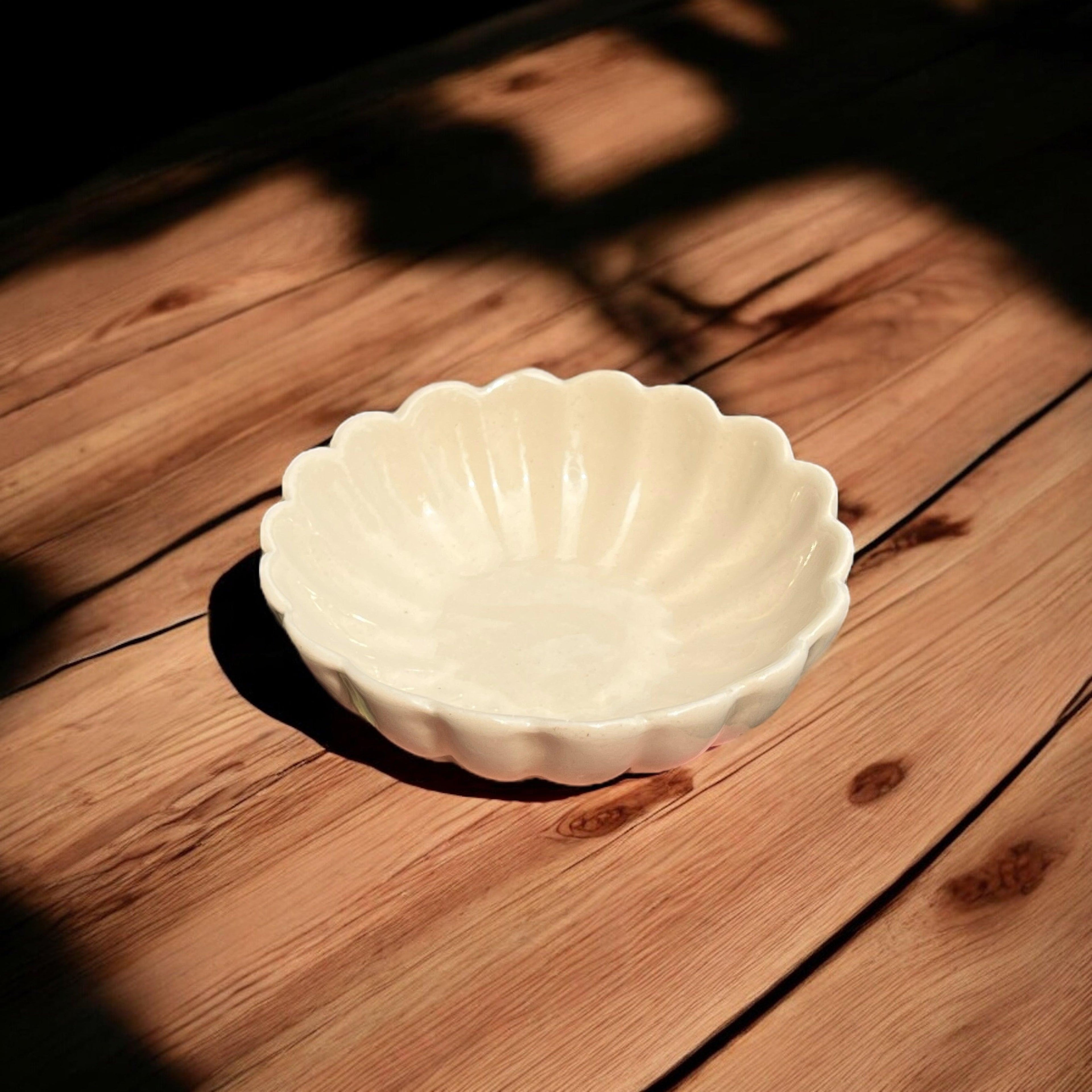 Six White Lotus Sweet Bowls - Clayful Homes