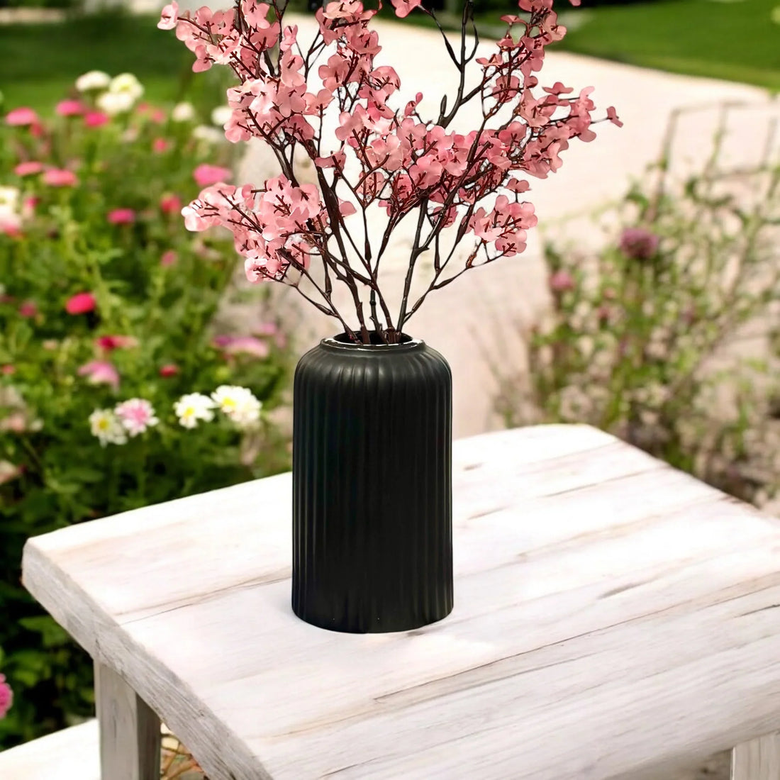 Black Vase - Clayful Homes