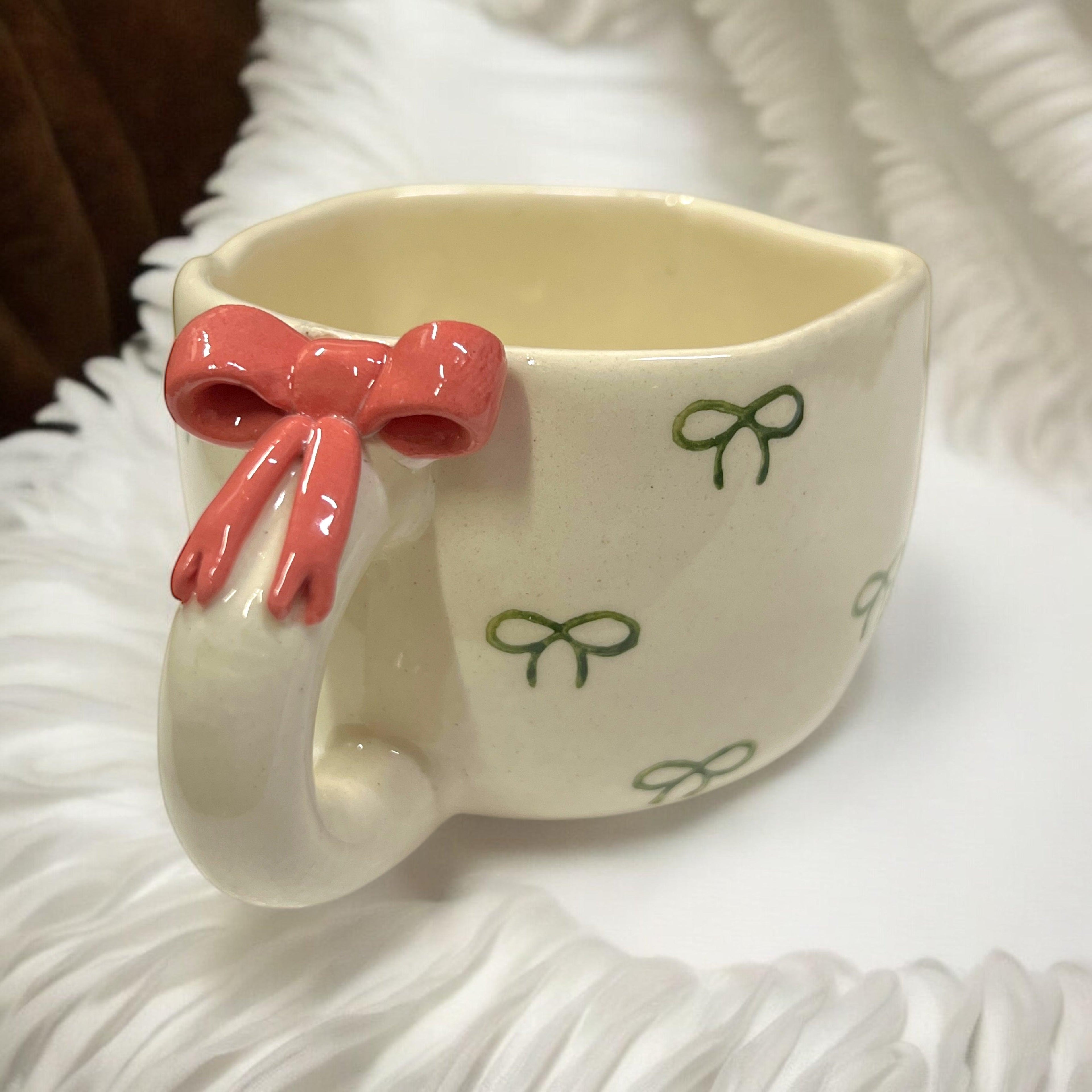 Single Bow Down Mug - Clayful Homes