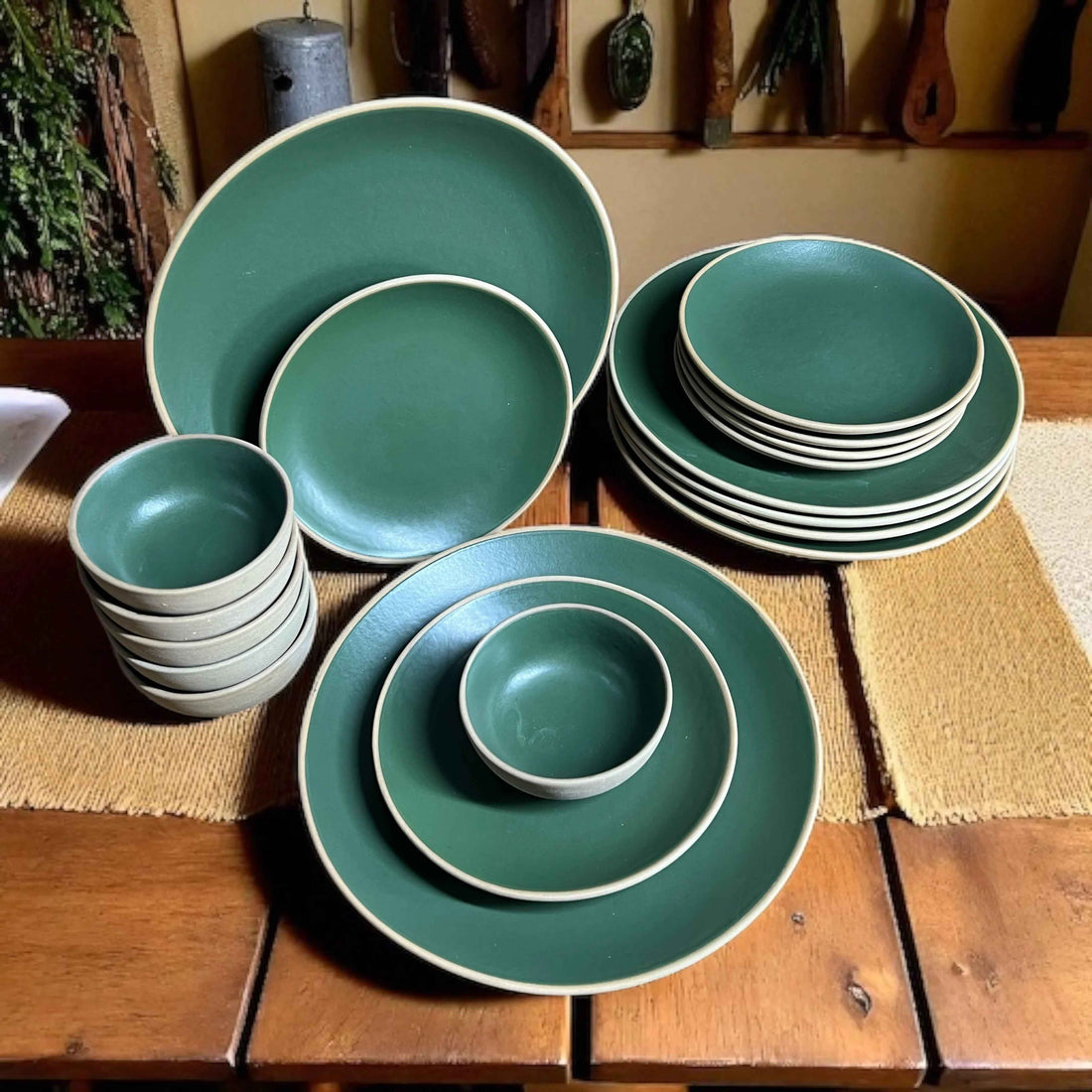 Earthy Green Dinner set (18pcs)