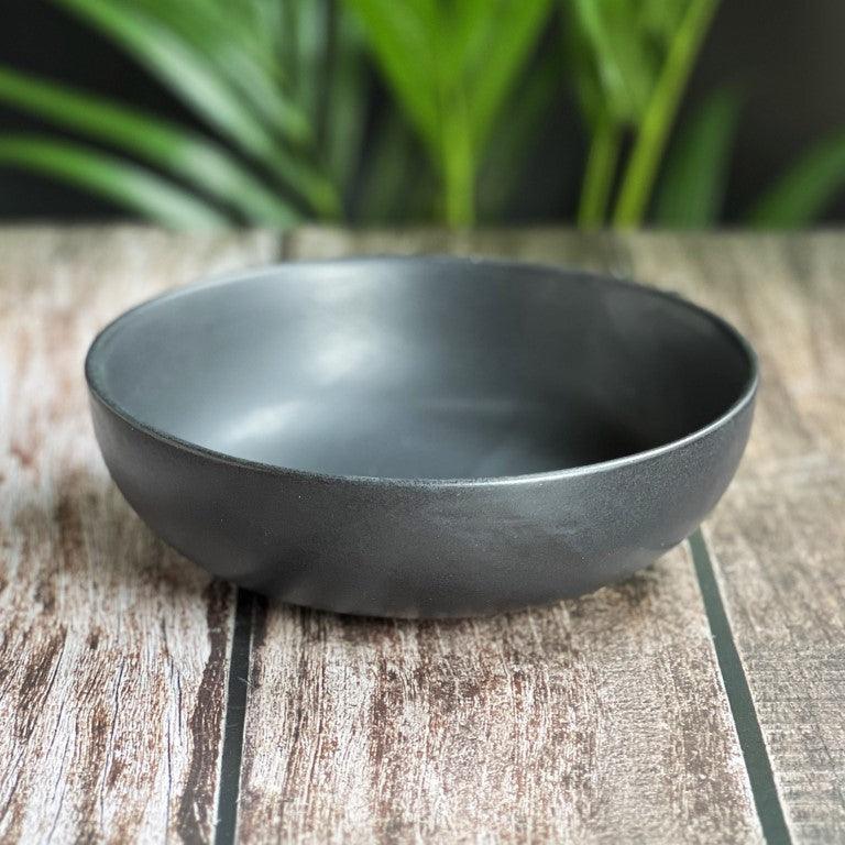 Black Set of 2 Serving Bowls - Clayful Homes
