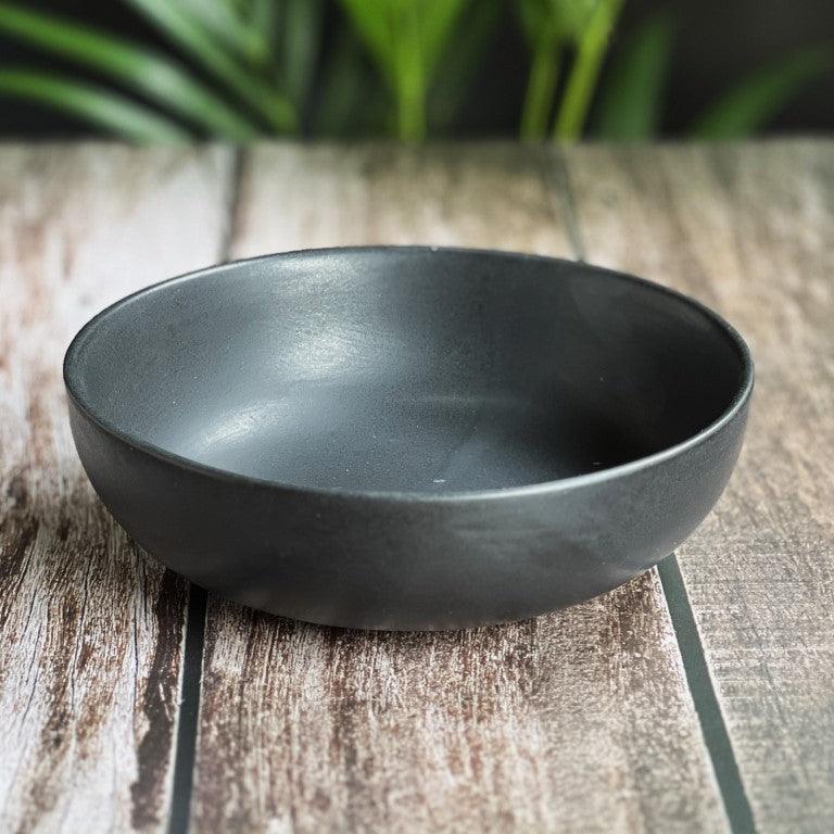 Black Set of 2 Serving Bowls - Clayful Homes