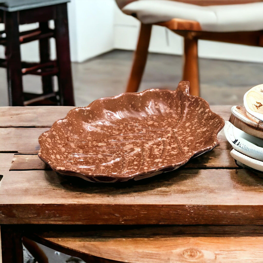 Brown Leaf Platter - Clayful Homes