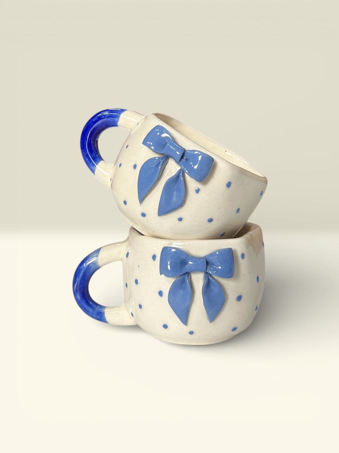 Blue Side Bow Mugs (Pack of 2)