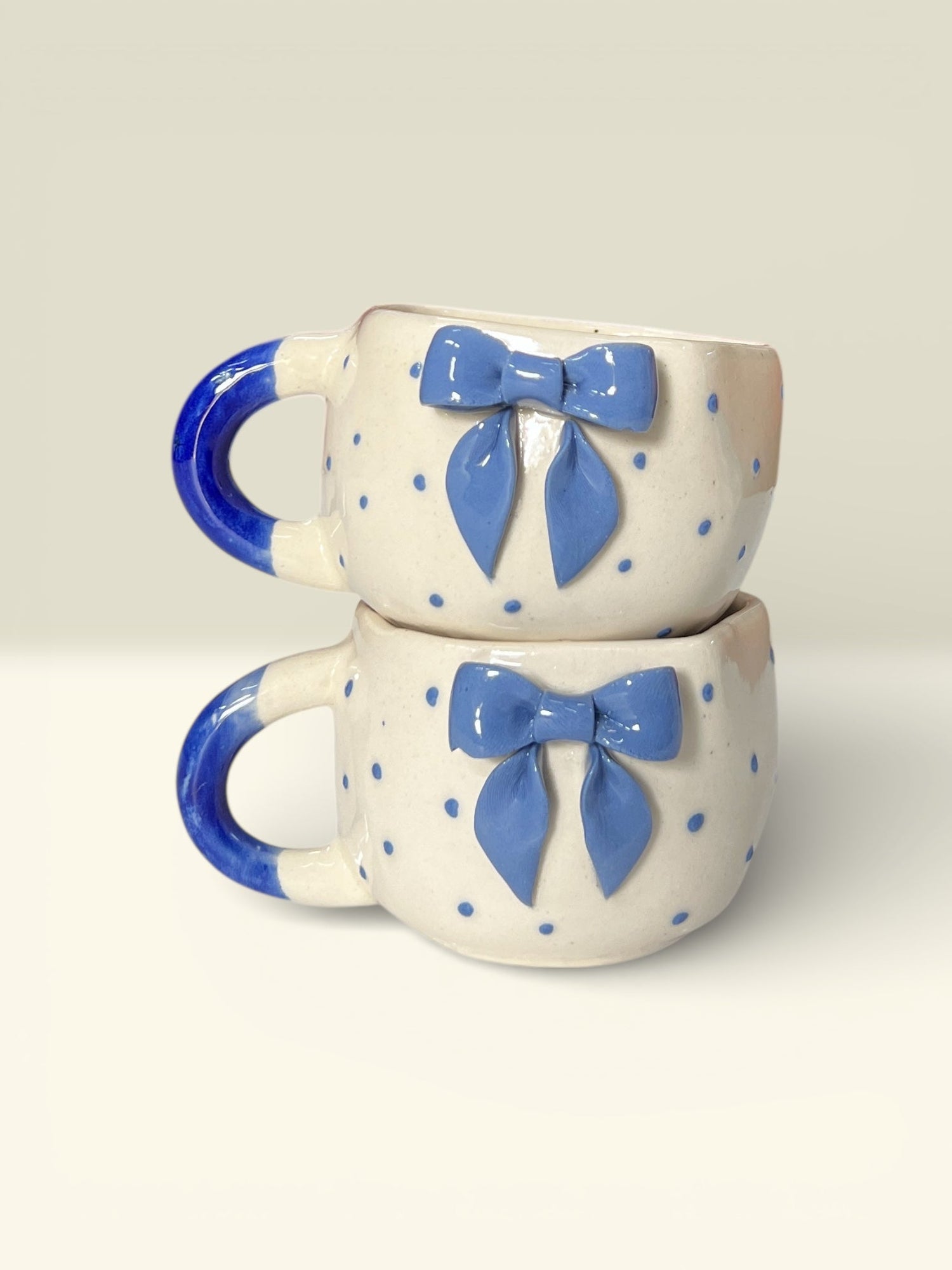 Blue Side Bow Mugs (Pack of 2)